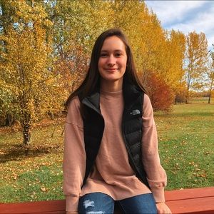 Meet your Posher, Haley